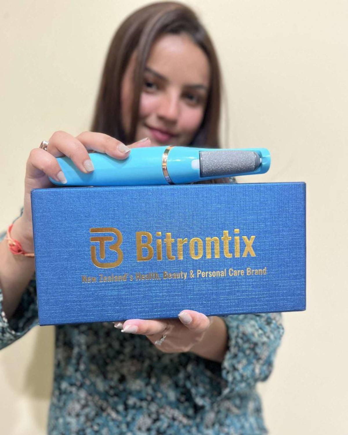 BITRONTIX™️ INSTANT & PAINELESS FEET CARE WAND (FOR DRY & CRAC Bitrontix™